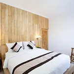 Oki Taru Residence